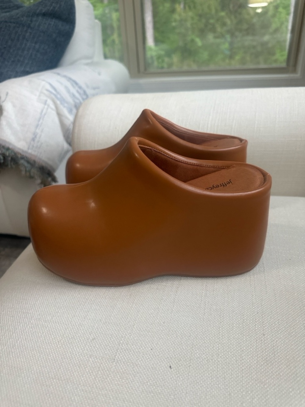 Jeffrey Campbell Brown Platform Clog Mules Size 8 Sculptural Chunky - Picture 10 of 10